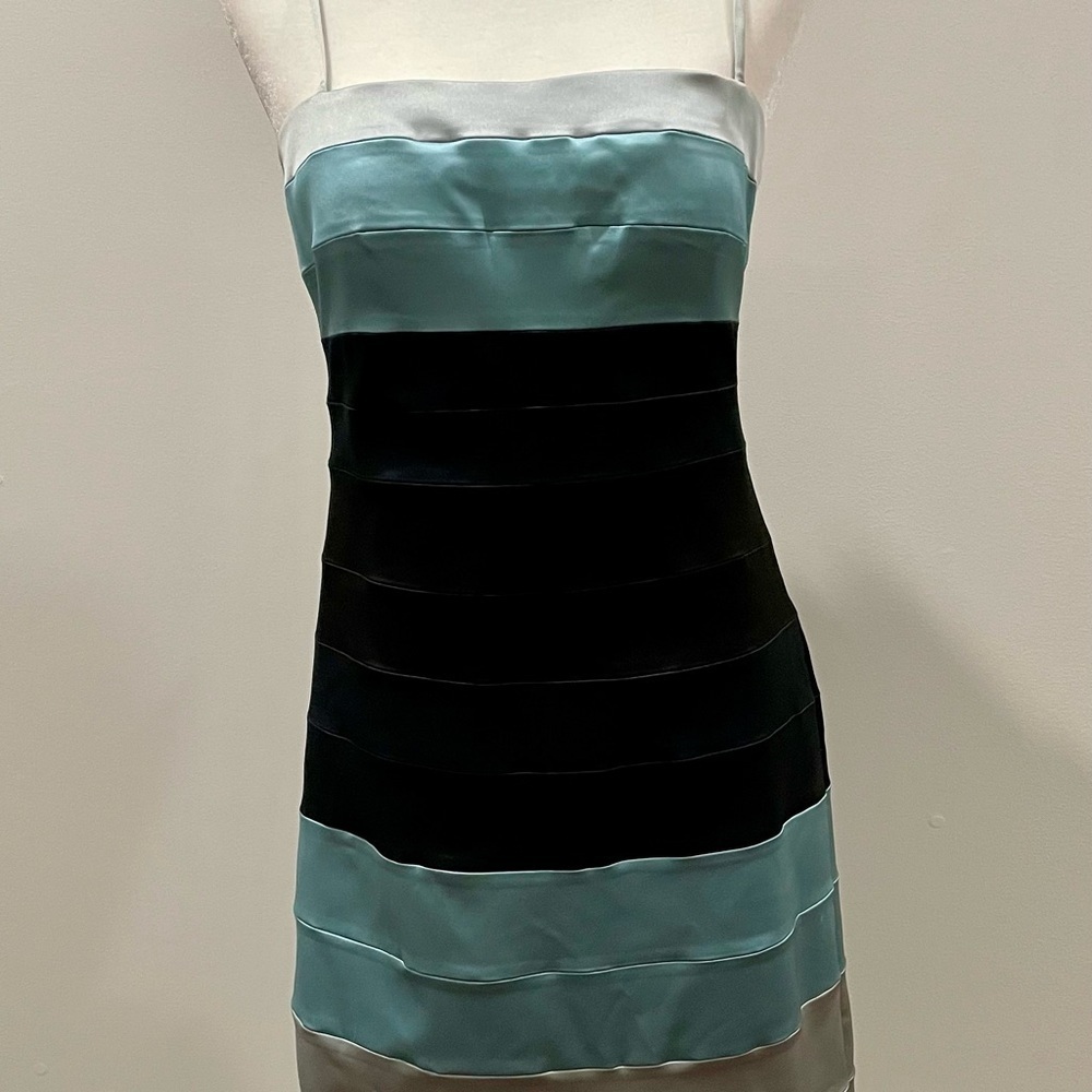 Oleg Cassini Elegant Striped Dress in Black and Shades of Blue